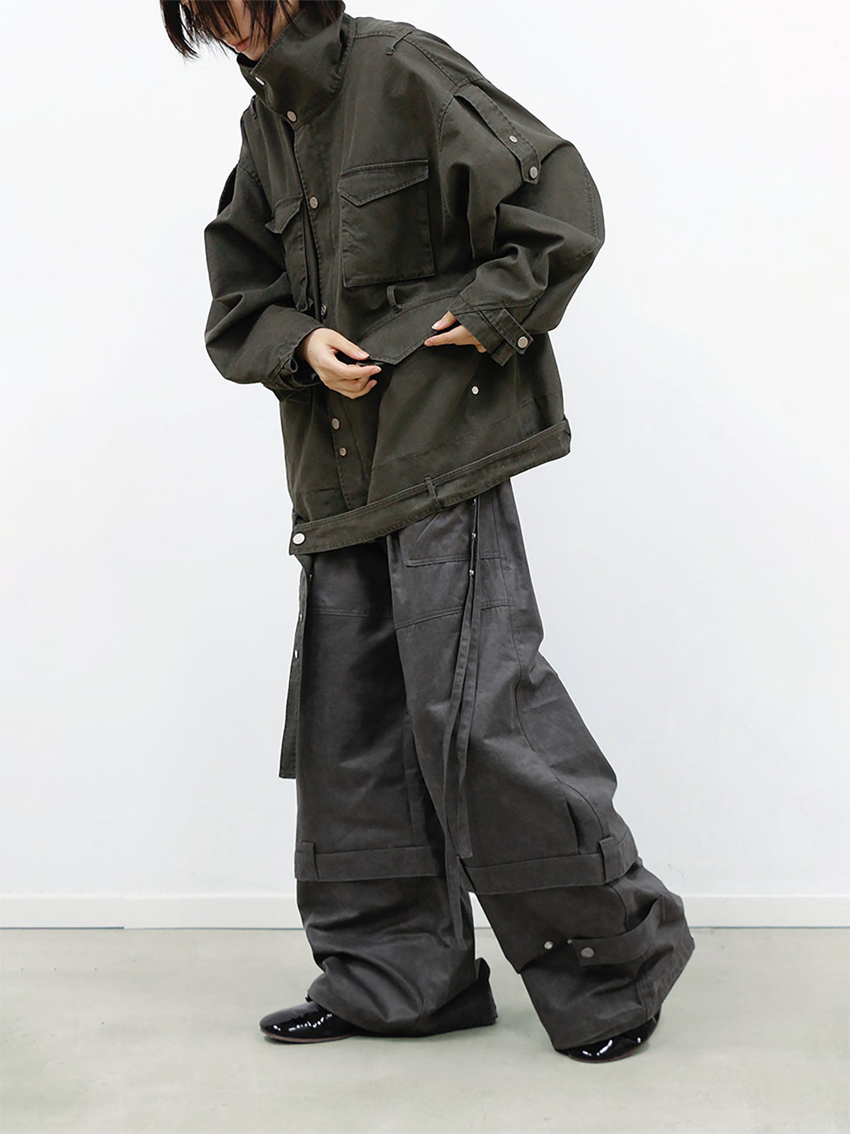 RELABEL Retro Multi-Pocket Snap-Hem Convertible Jacket Green