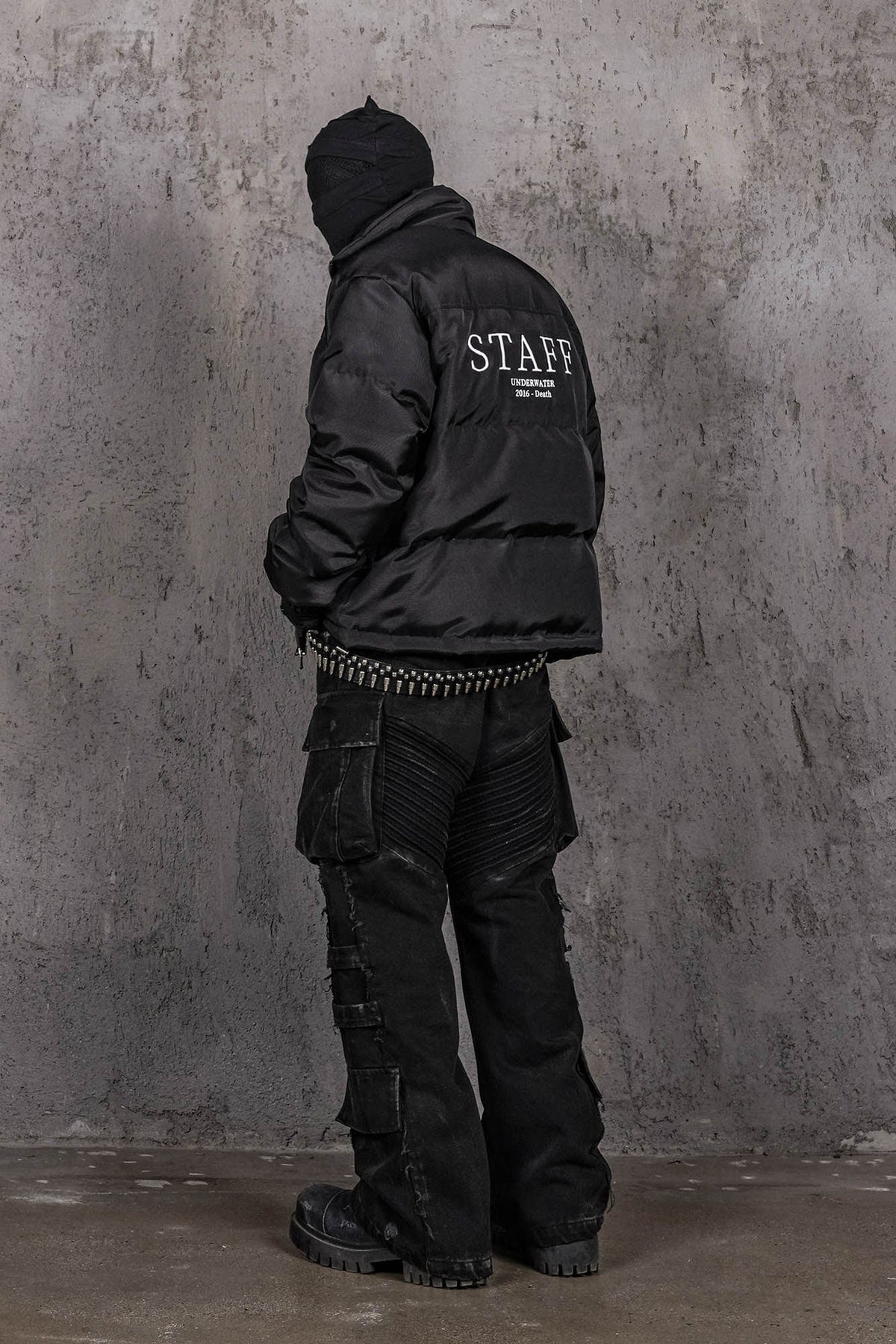 UNDERWATER The Staff Boxy Down Jacket