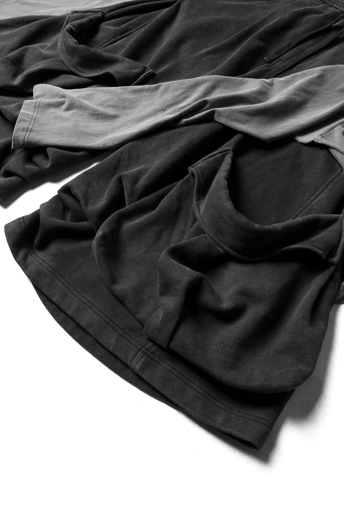 RELABEL Detachable Drape Multi-Pocket Drawstring Shorts