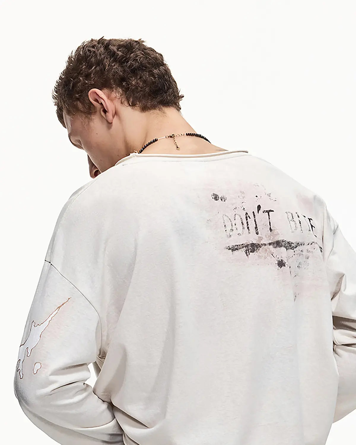 EMO Curved Sleeve Sweatshirt with "Bait & Follow" Theme