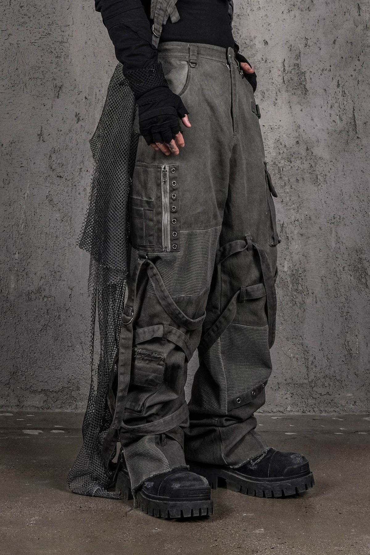 UNDERWATER Scavenger Heavyduty Multi-Pockets Striped Cargo