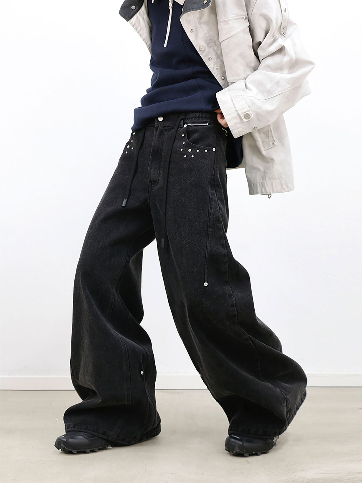 RELABEL Washed Studded Panel Oversized Jeans Black