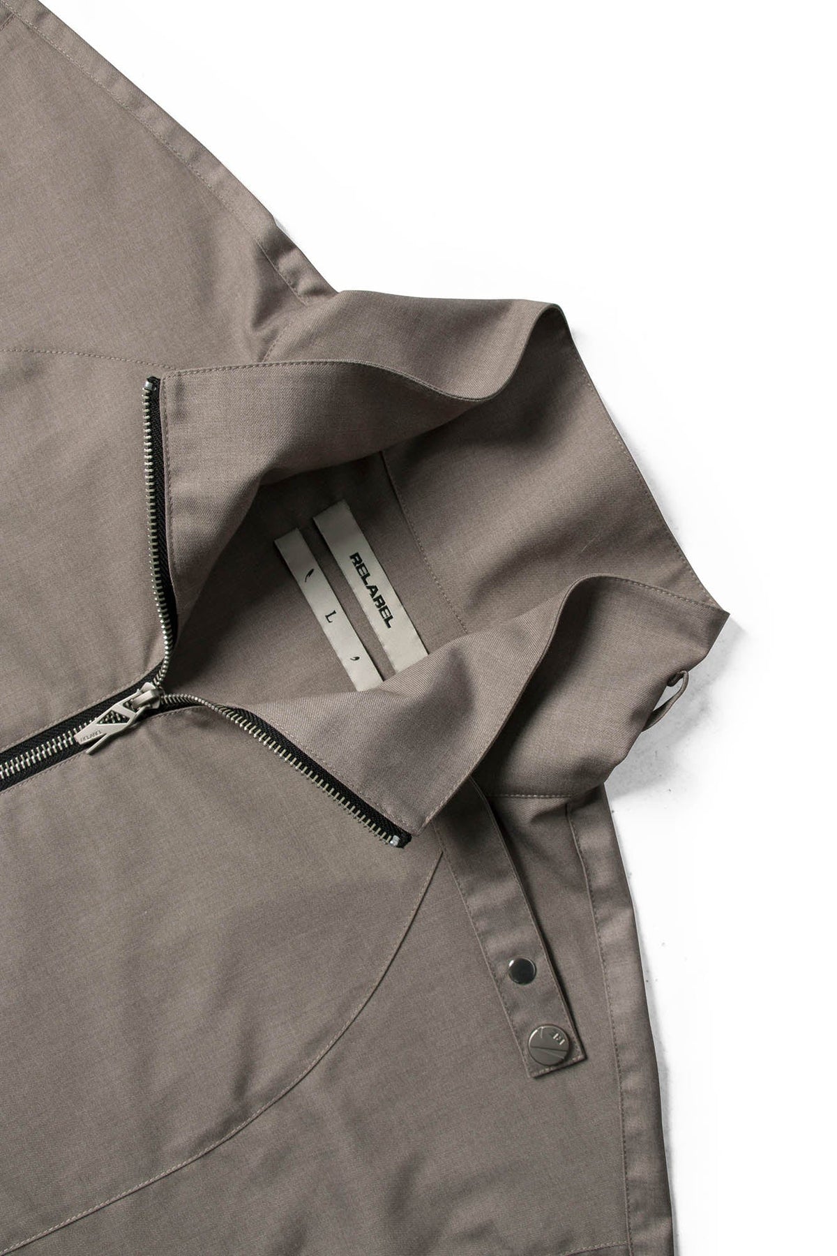 RELABEL Utility Stand Collar Half-Sleeve Jacket