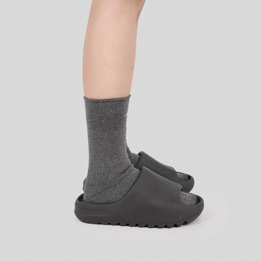 UNDERWATER Embroidered Socks Grey