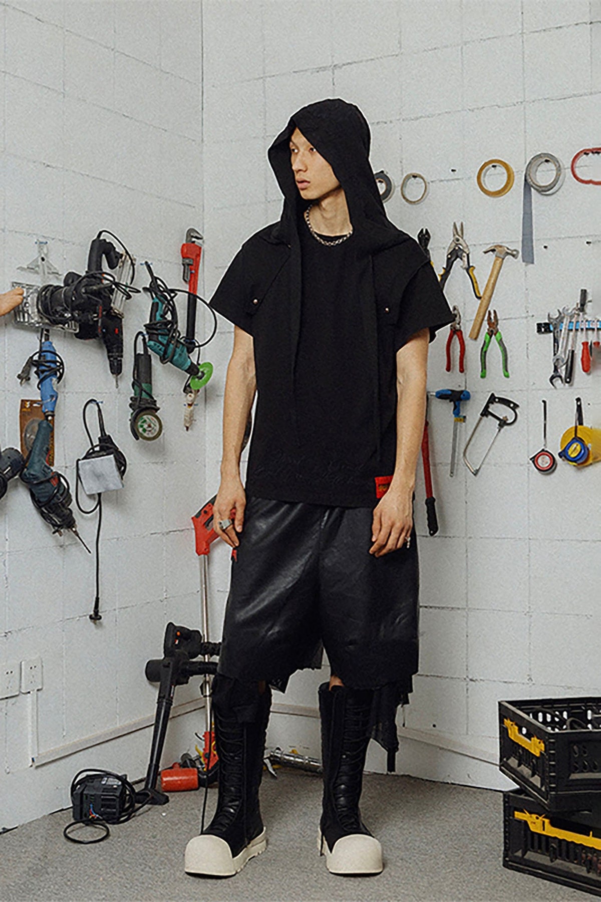 FVVO Distressed Snap-Shoulder Hooded T-Shirt