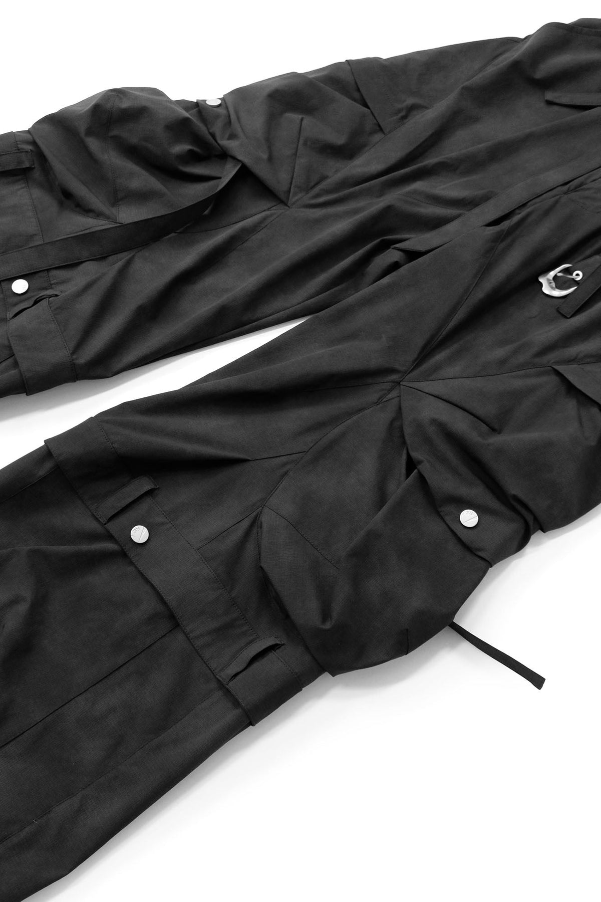 RELABEL Detachable Ruched Inverted Waist Cargo Pants