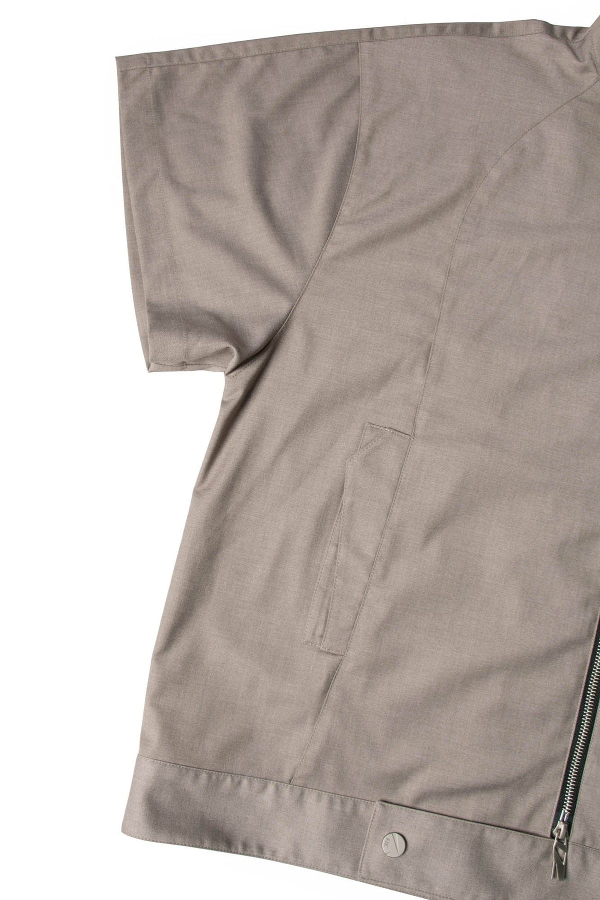 RELABEL Utility Stand Collar Half-Sleeve Jacket
