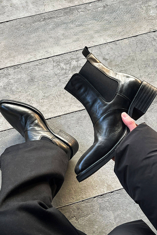 Pointed Platform Chelsea Boots