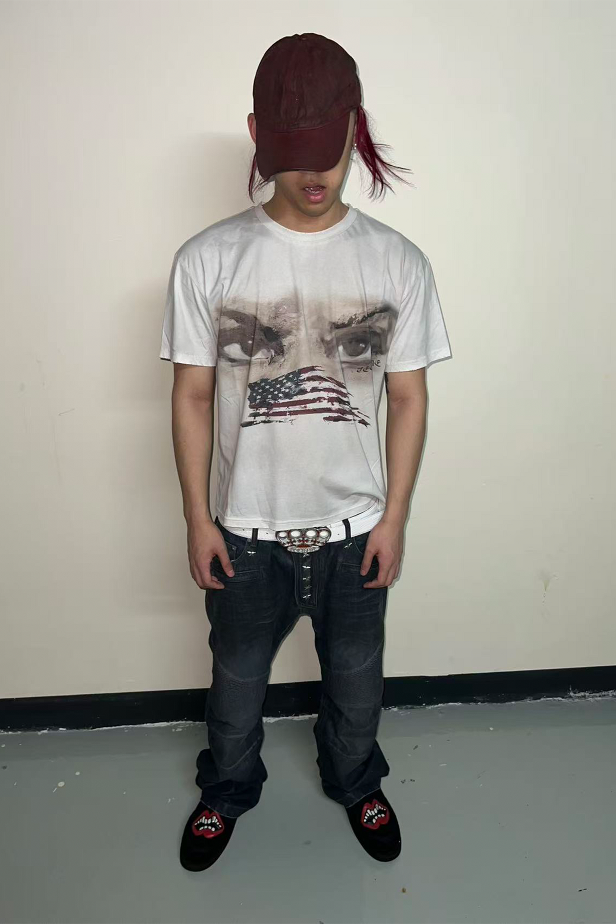 TECNINEGROUP Washed Distressed Eye Graphic T-Shirt