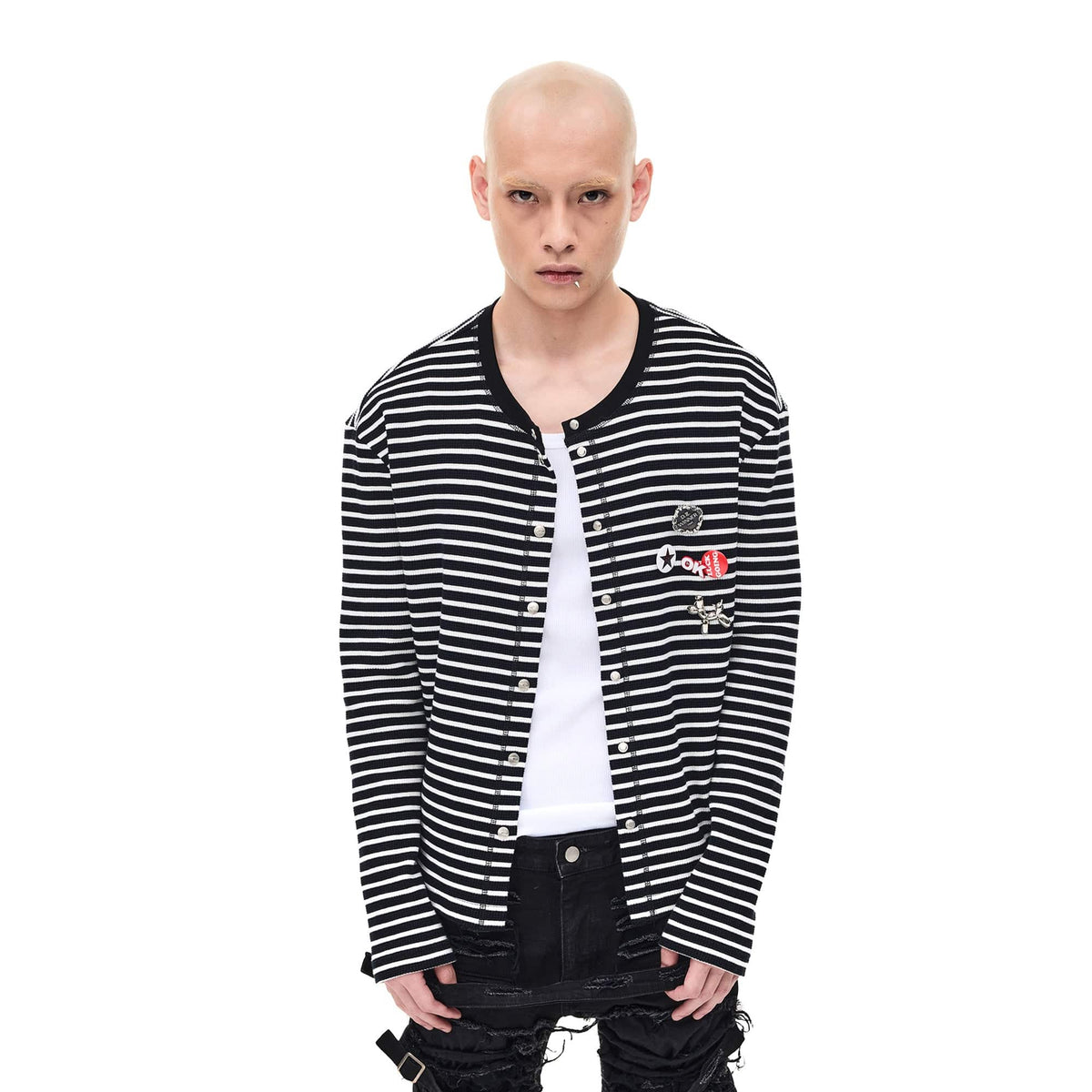 WHISTLEHUNTER Striped Badge Snap Slim Cardigan
