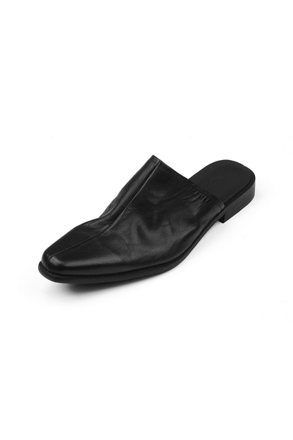 Pointed Horsehide Mule Shoes