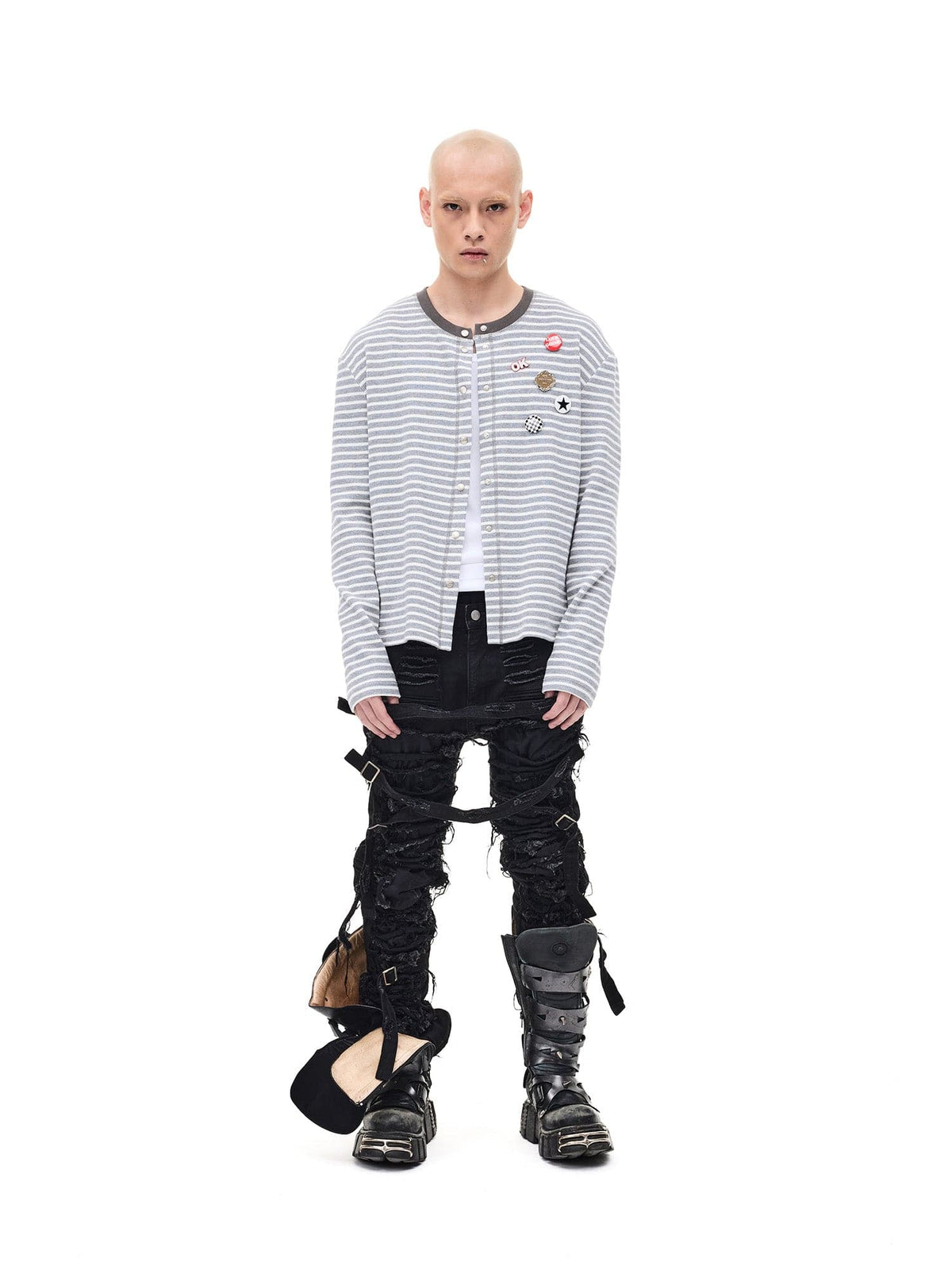 WHISTLEHUNTER Striped Badge Snap Slim Cardigan