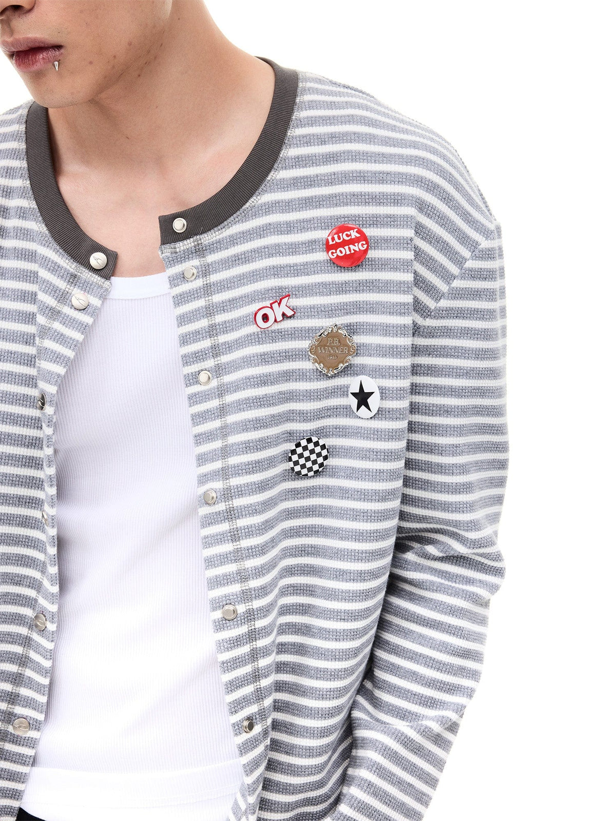 WHISTLEHUNTER Striped Badge Snap Slim Cardigan
