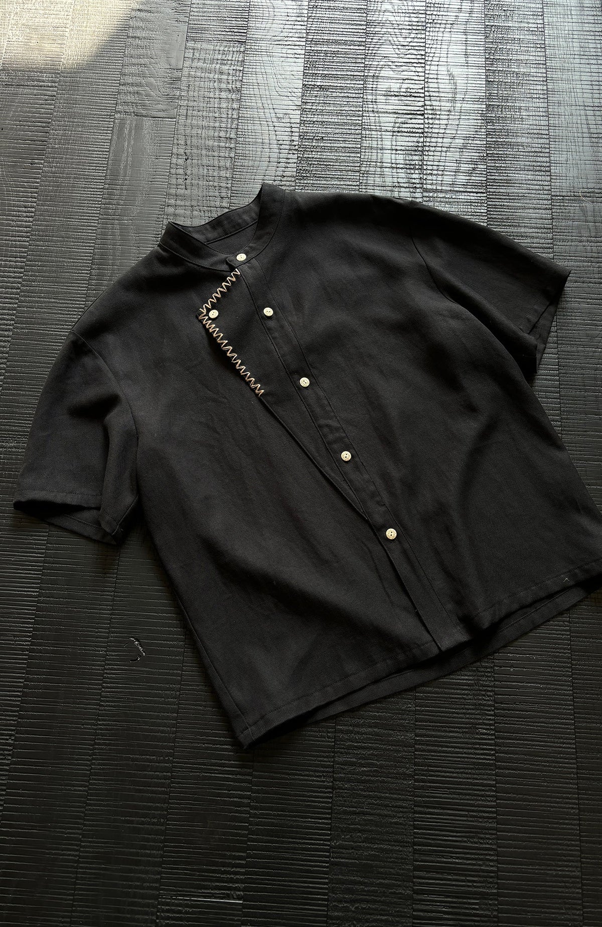 KREATE Stitched Faux-Placket Short Sleeve Shirt