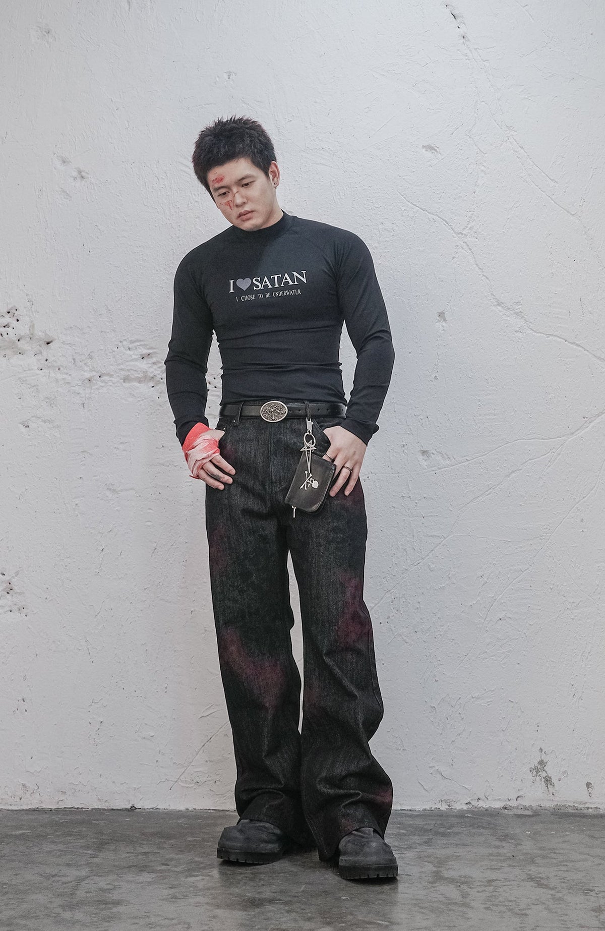 UNDERWATER Bloodstained Raw Flared Denim Pants