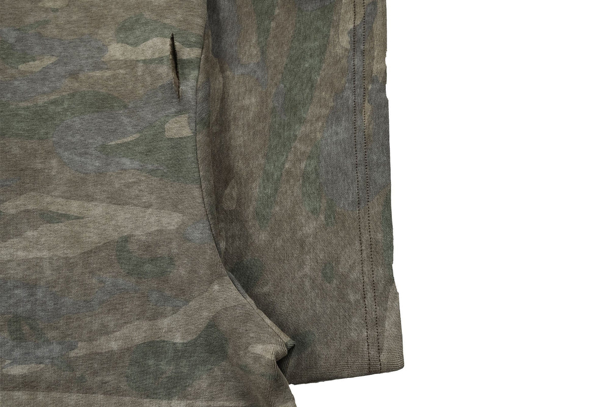 UNDERWATER Distressed Camo Oversized T-Shirt