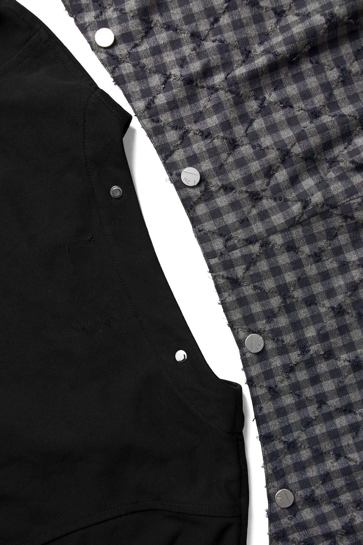 RELABEL Detachable Plaid Hood Jacket Black