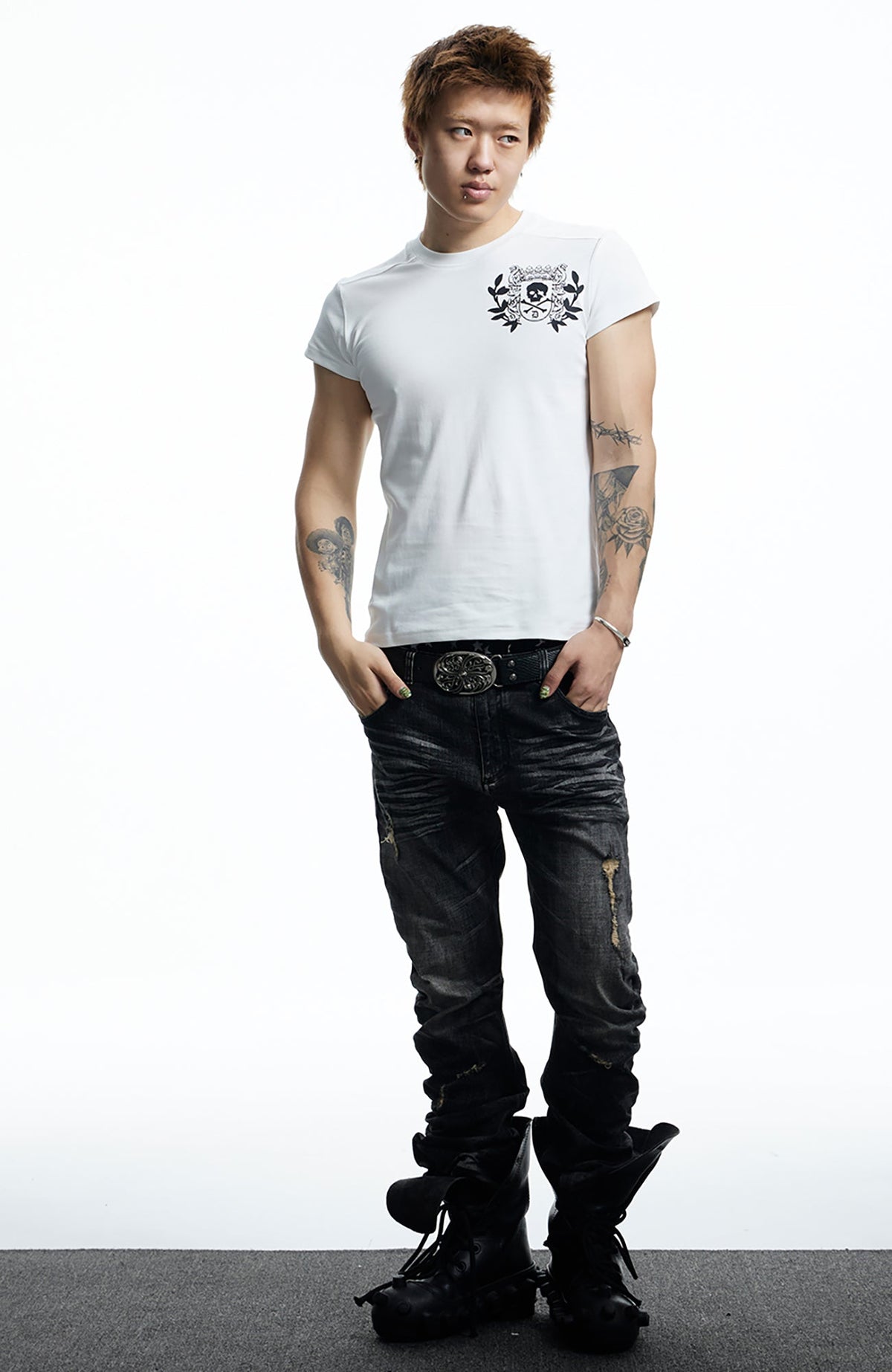 DND4DES Gothic Skull Crest T-Shirt