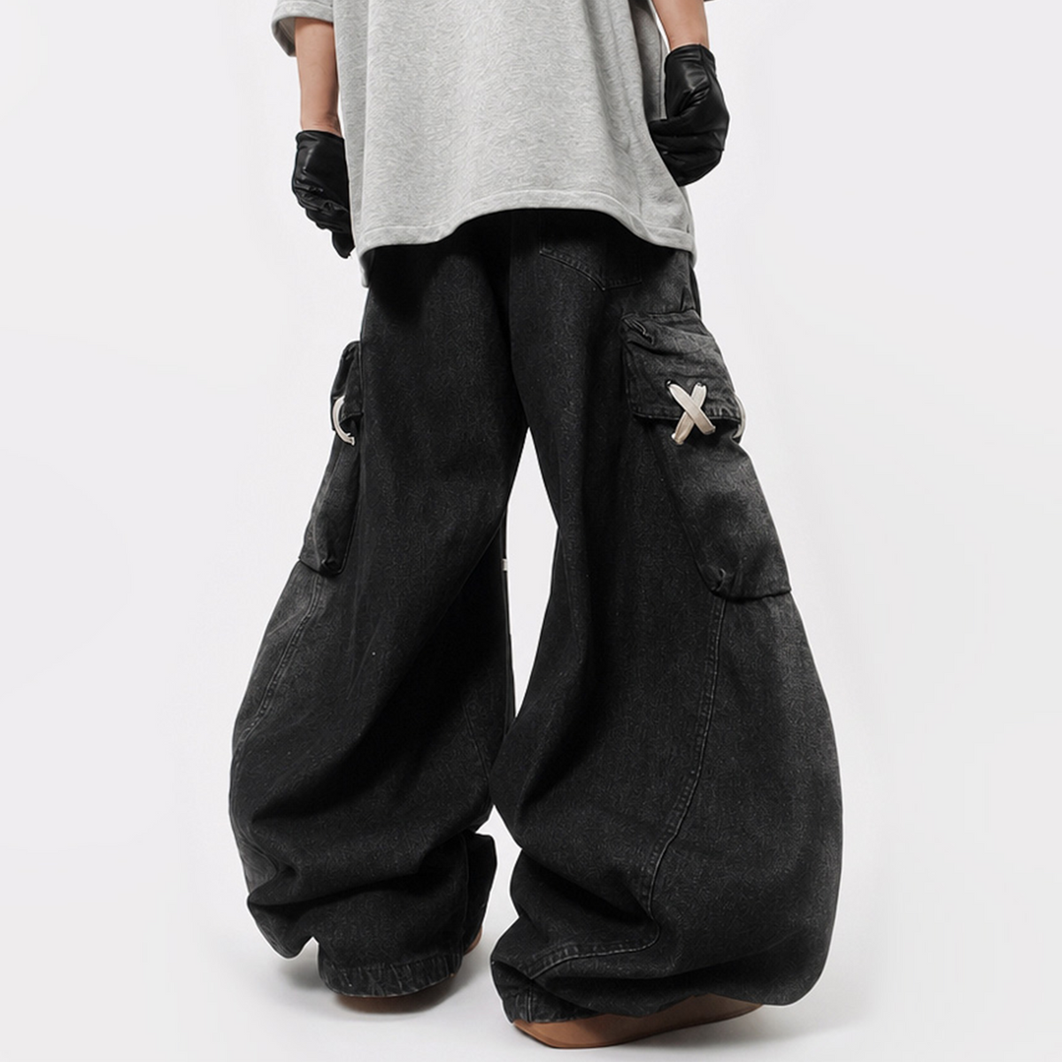 UUCSCC Multi-Pocket Curved Wide-Leg Denim Cargo Pants