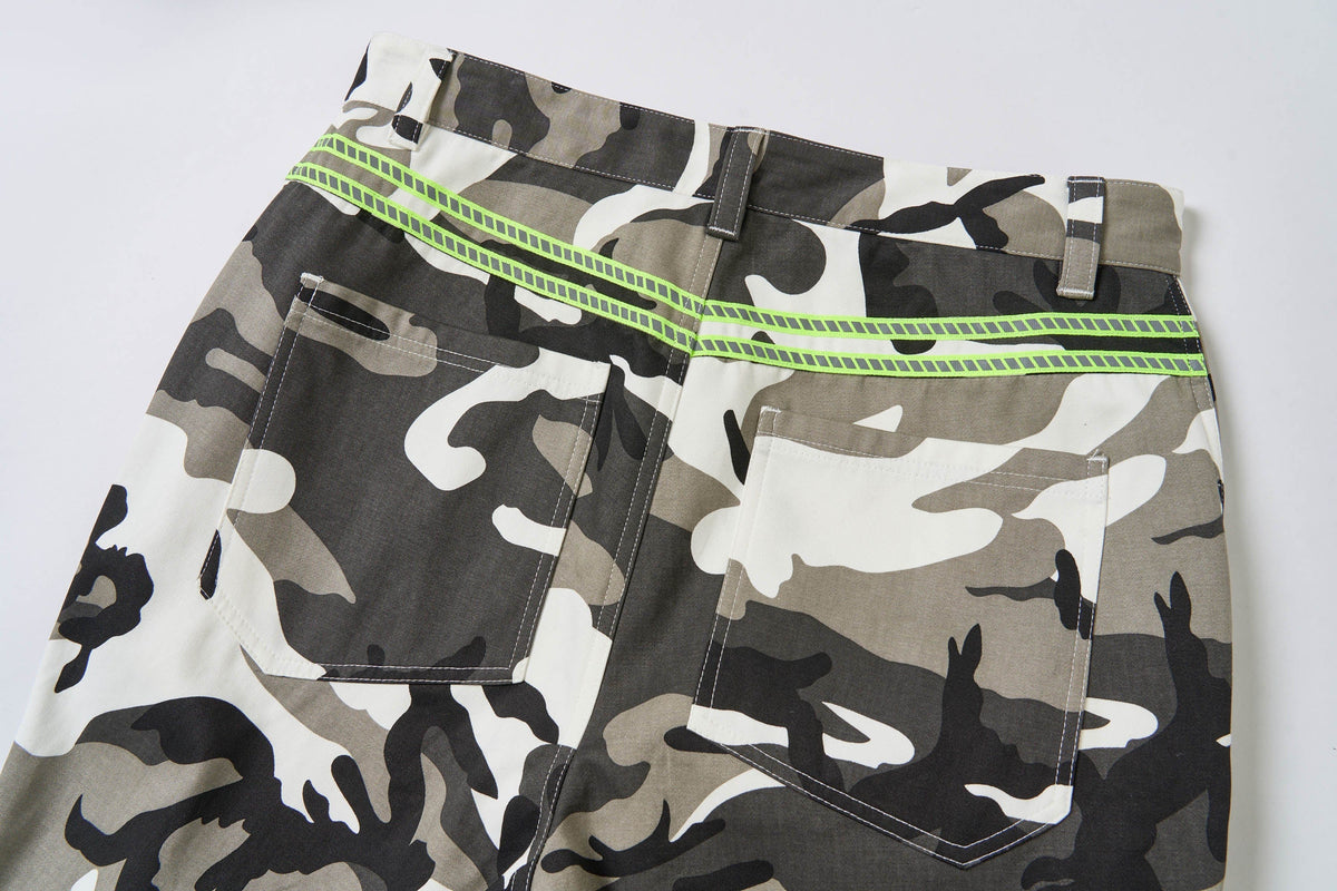 SAVAGEGROWTHWORLD Camo Reflective Multi-Pocket Cargo Pants