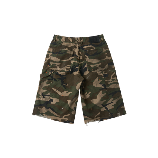 SAVAGEGROWTHWORLD Distressed Paint-Splatter Camo Shorts