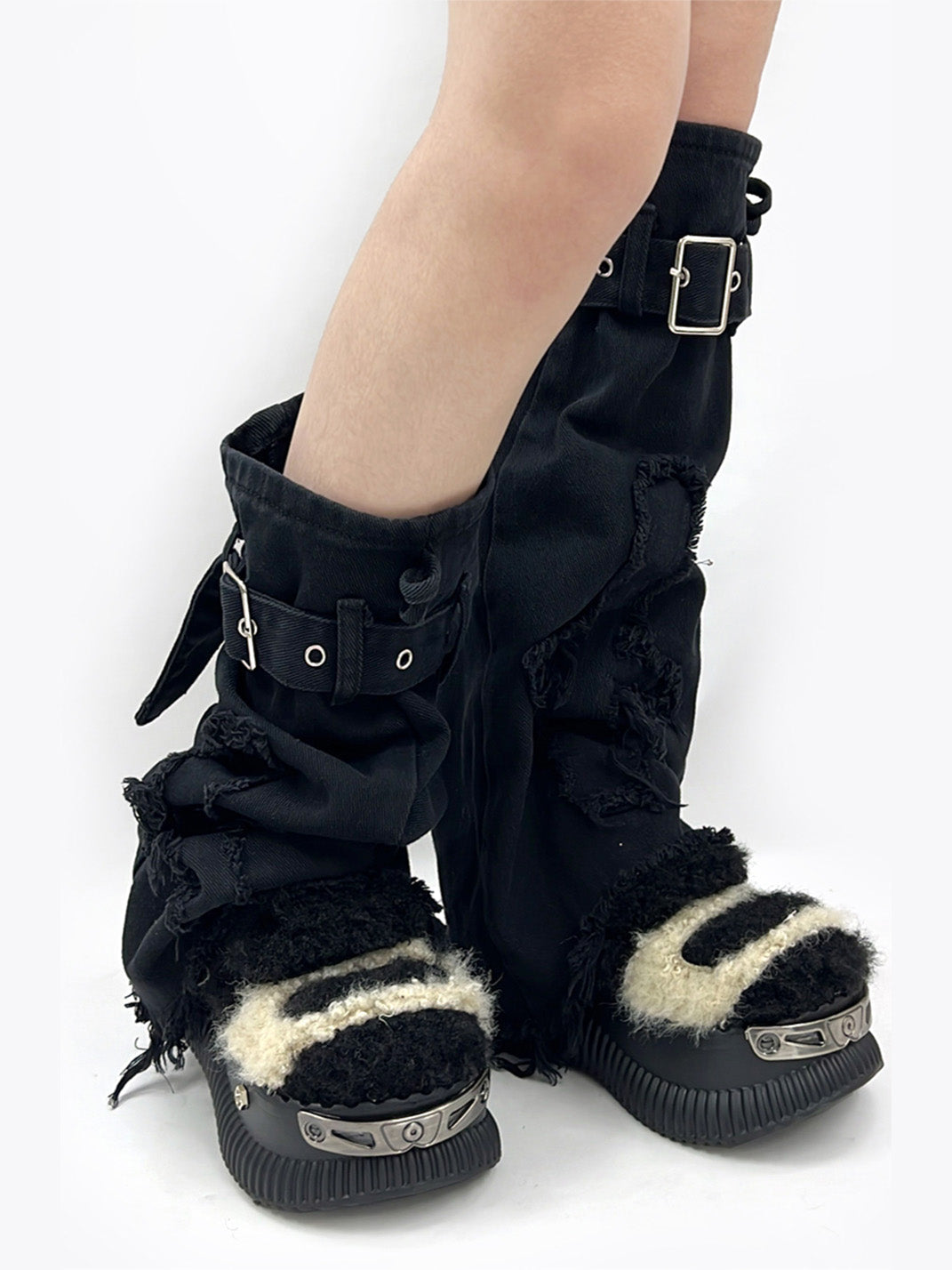 Beige Y2K Platform Fuzzy Star Detail Sneakers
