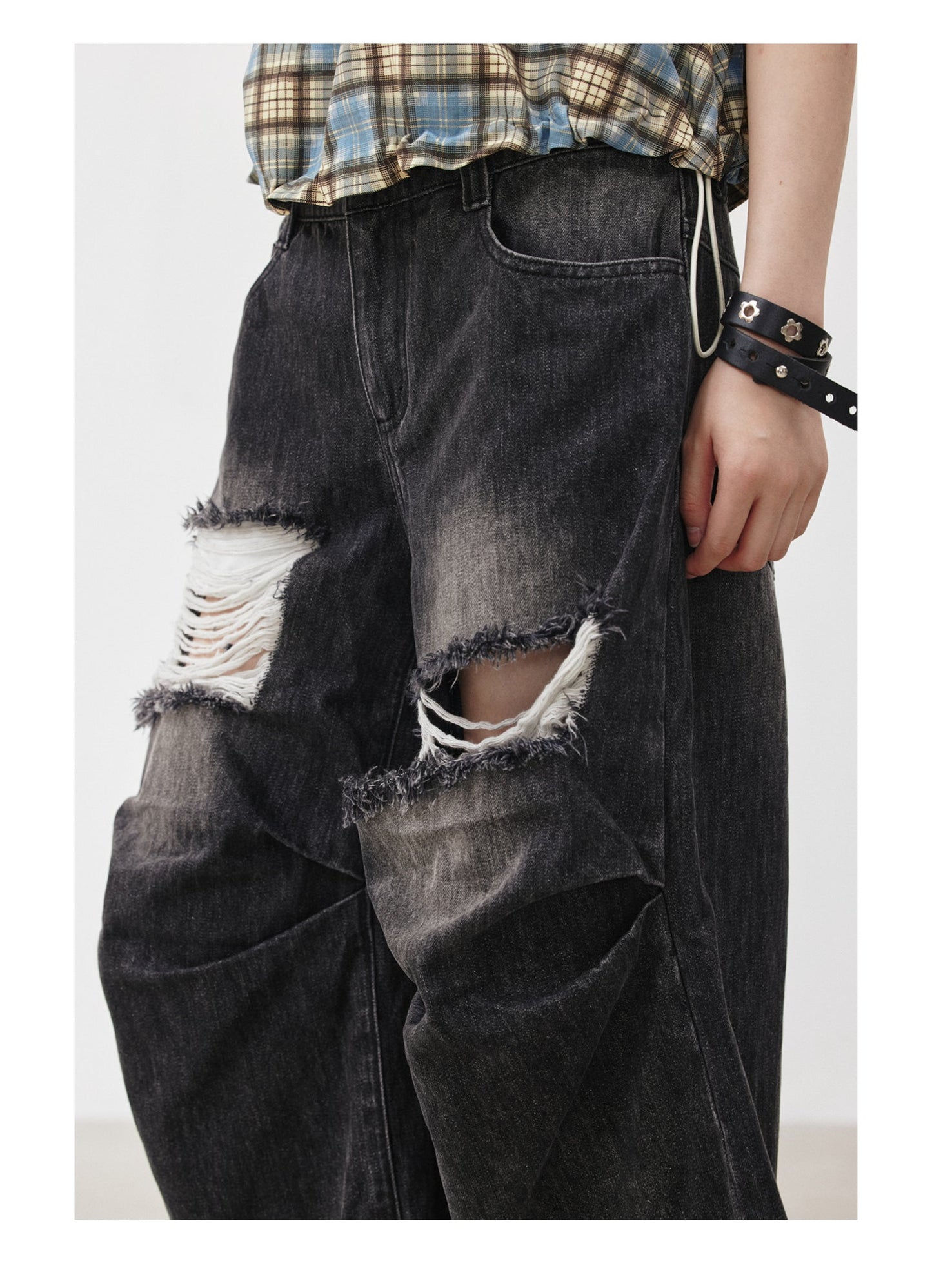 Distressed Black and Gray Knee-Pleated Denim Pants [ID:0016PA]