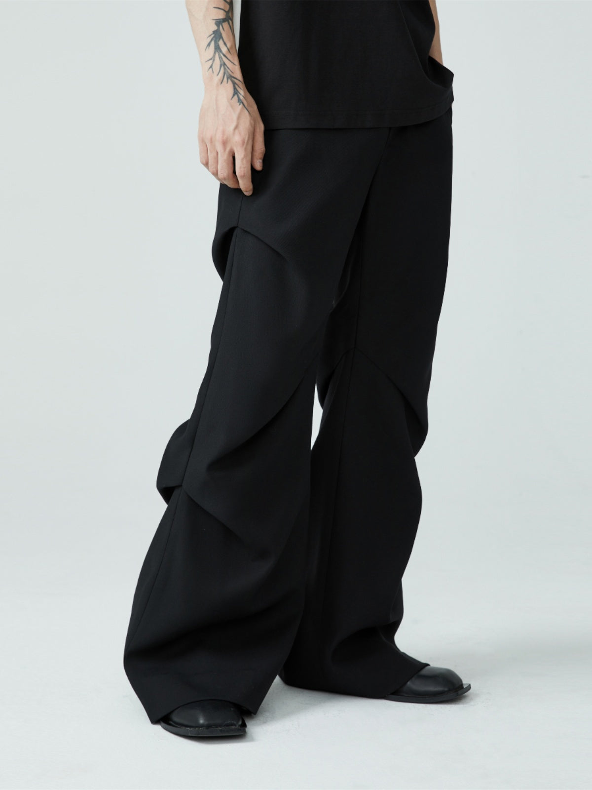 Summer New Wrinkled Flared Relaxed Trousers Tailored Design for Men [ID:0100SU]