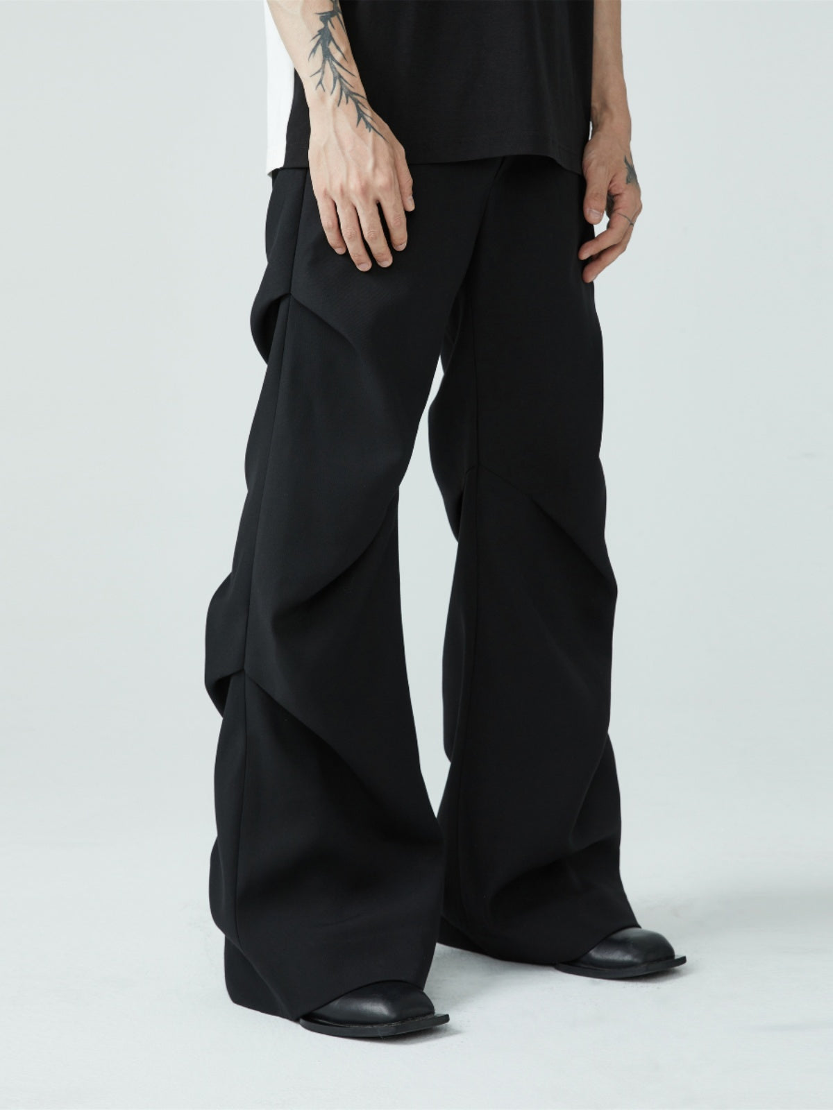 Summer New Wrinkled Flared Relaxed Trousers Tailored Design for Men [ID:0100SU]