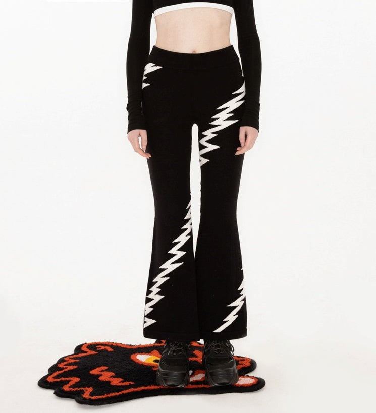 Lightning Embroidery Knit Flare Pants with Monochrome Warmth [ID:0140PA]