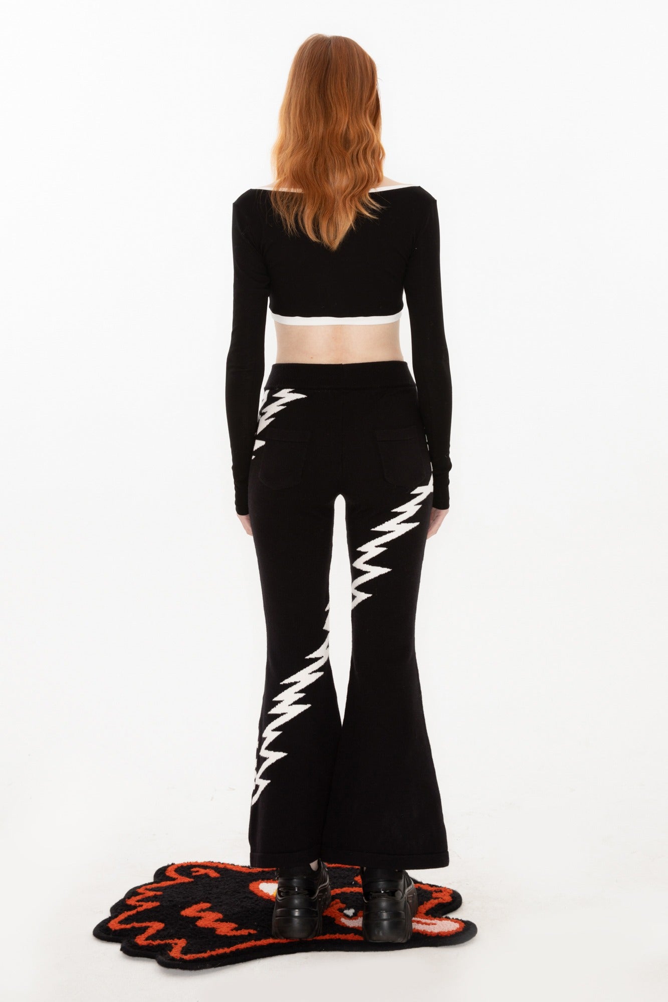 Lightning Embroidery Knit Flare Pants with Monochrome Warmth [ID:0140PA]