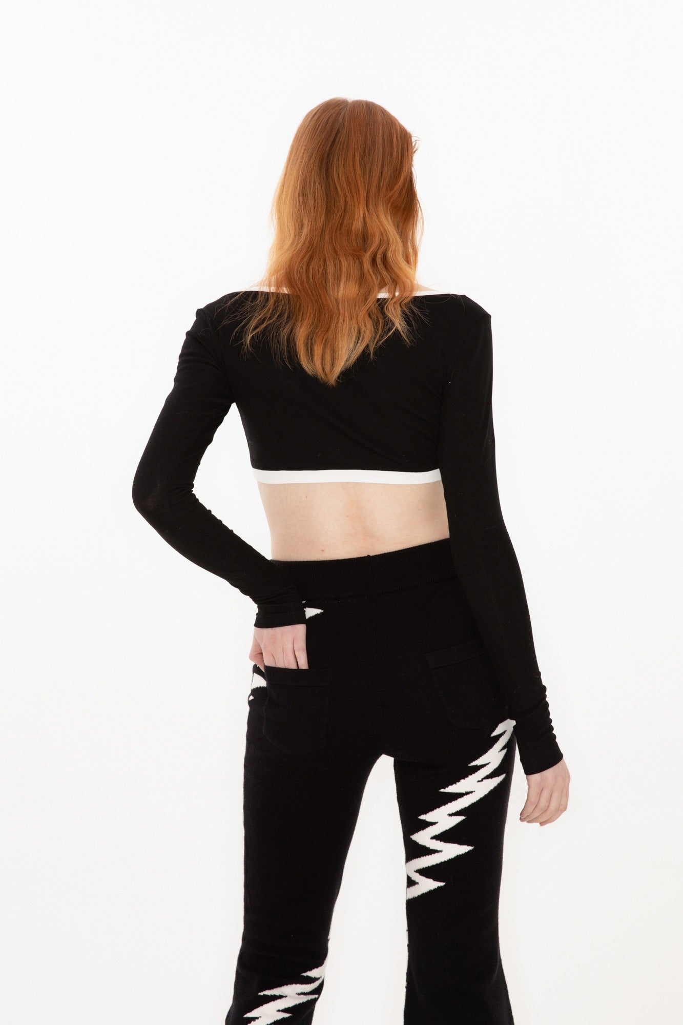 Lightning Embroidery Knit Flare Pants with Monochrome Warmth [ID:0140PA]