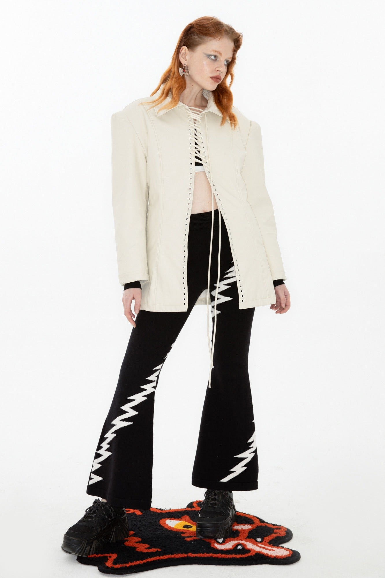 Lightning Embroidery Knit Flare Pants with Monochrome Warmth [ID:0140PA]