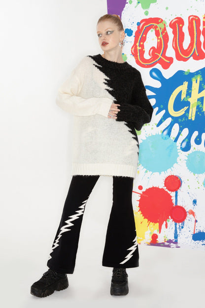 Lightning Embroidery Knit Flare Pants with Monochrome Warmth [ID:0140PA]