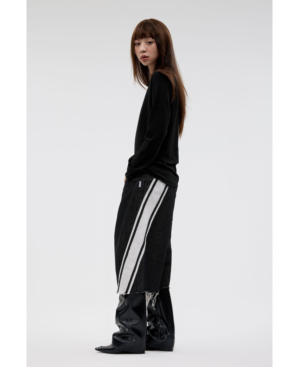 Original Color Wide Diagonal Stripe Frayed Cropped Jeans [ID:0158PA]