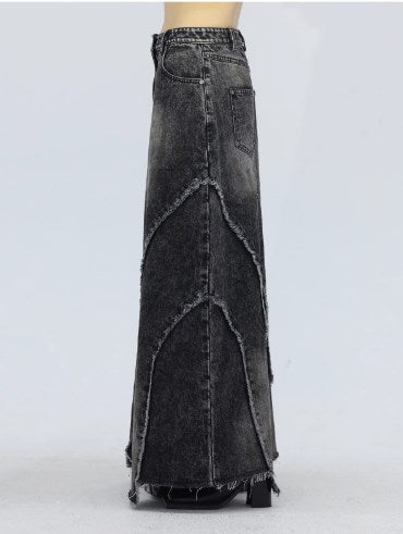 Frayed Panel Design Washed Black Rust Effect A-Line Denim Skirt [ID:0246SK]