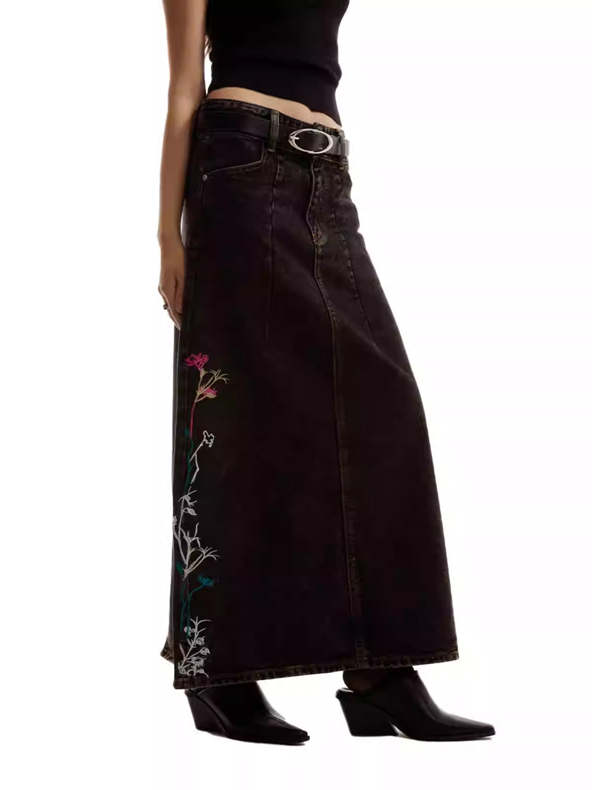 Embroidered Floral Vintage Washed Black Denim Skirt [ID:0322SK]