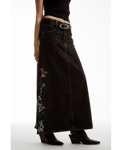 Embroidered Floral Vintage Washed Black Denim Skirt [ID:0322SK]