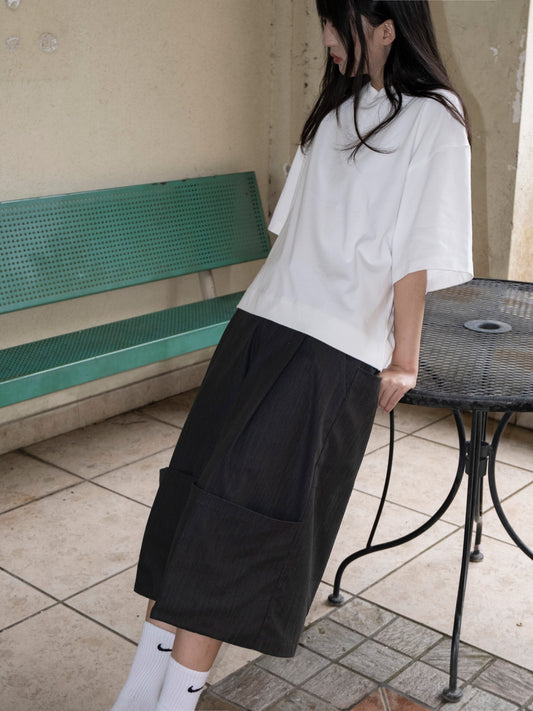 Boxy Pleated A-Line Unisex Cropped Tailored Shorts [ID:0480PA]