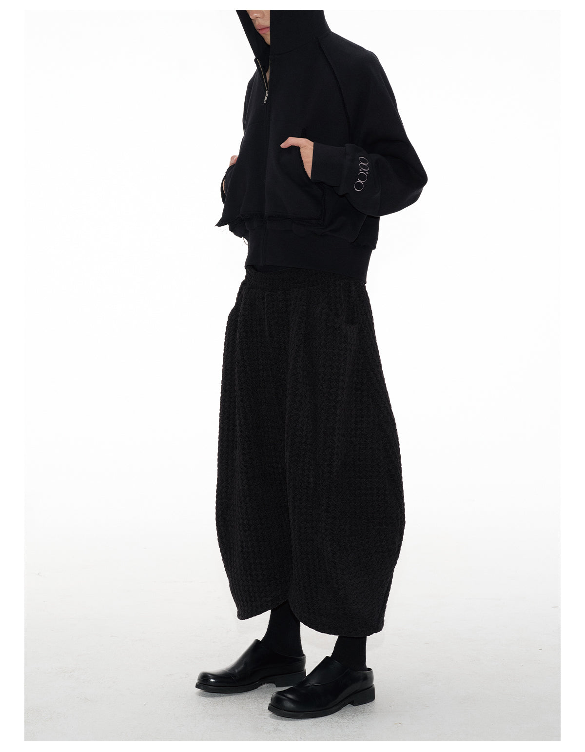 Bud Jacquard Fabric Drop Crotch Curved Hem Cropped Pants [ID:0493PA]