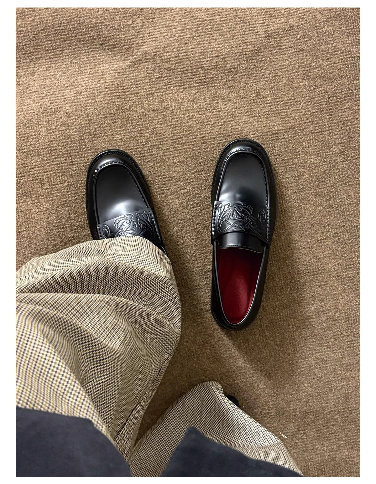 Vampire-Inspired Loafers in Calfskin with Crimson Lining Sneaker [ID:0517SH]