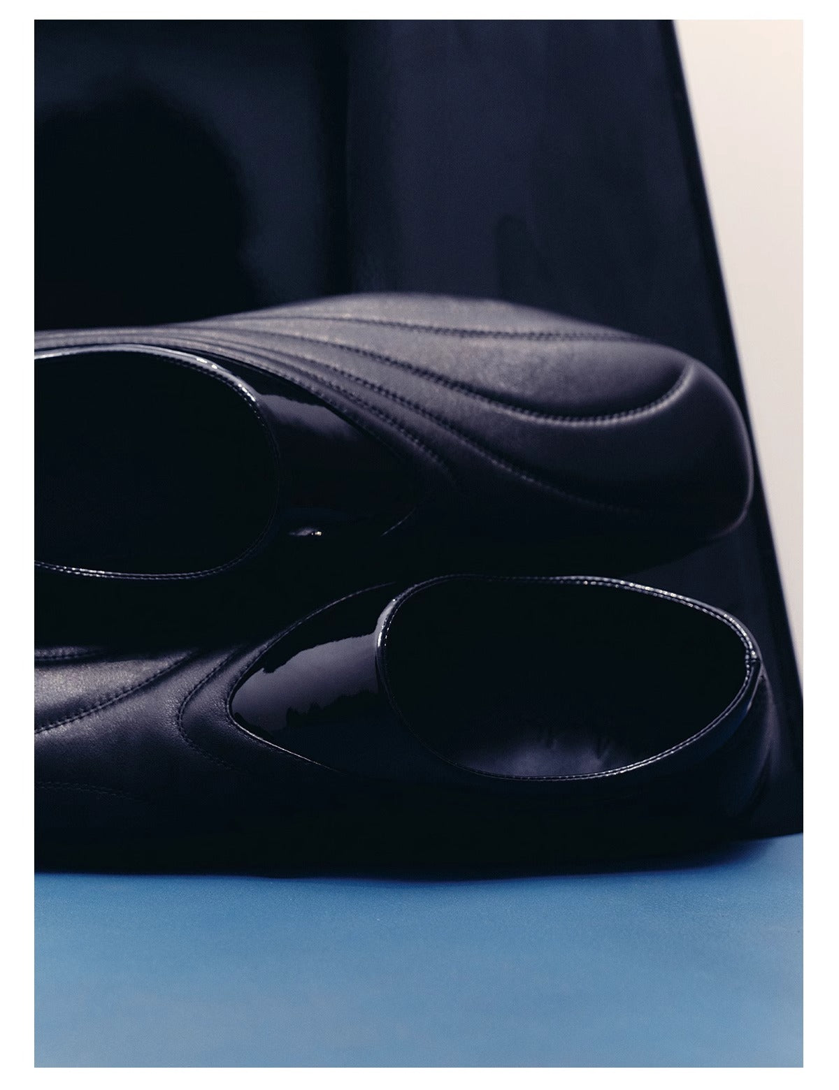 Luxury Streamlined Lightweight Calfskin Racing Sneaker [ID:0519SH]
