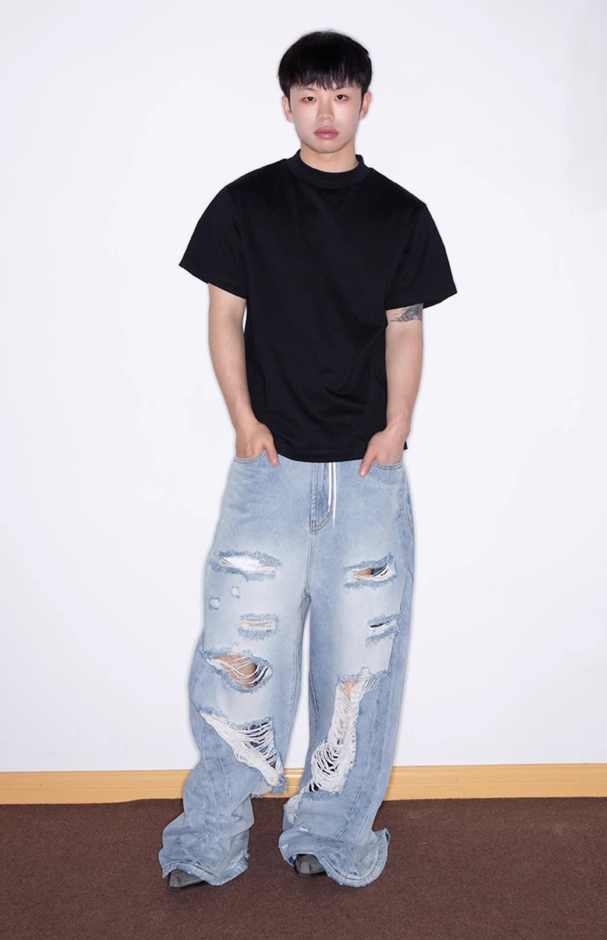 Distressed Washed Wide Silhouette Scratch Denim Pants [ID:0537PA]