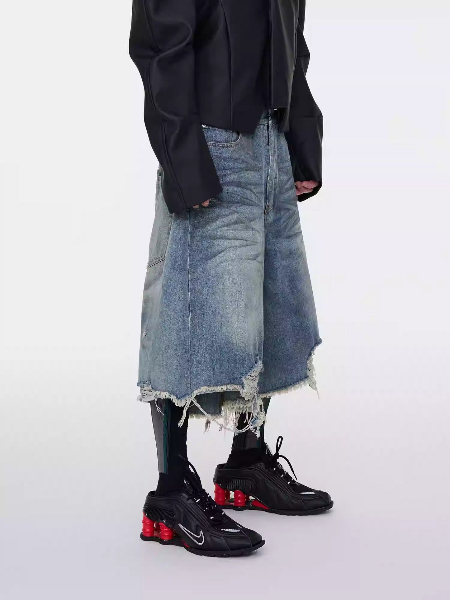 Washed Distressed Frayed Tassel Over-Knee Wrinkled Denim Shorts
 [ID:0553PA]