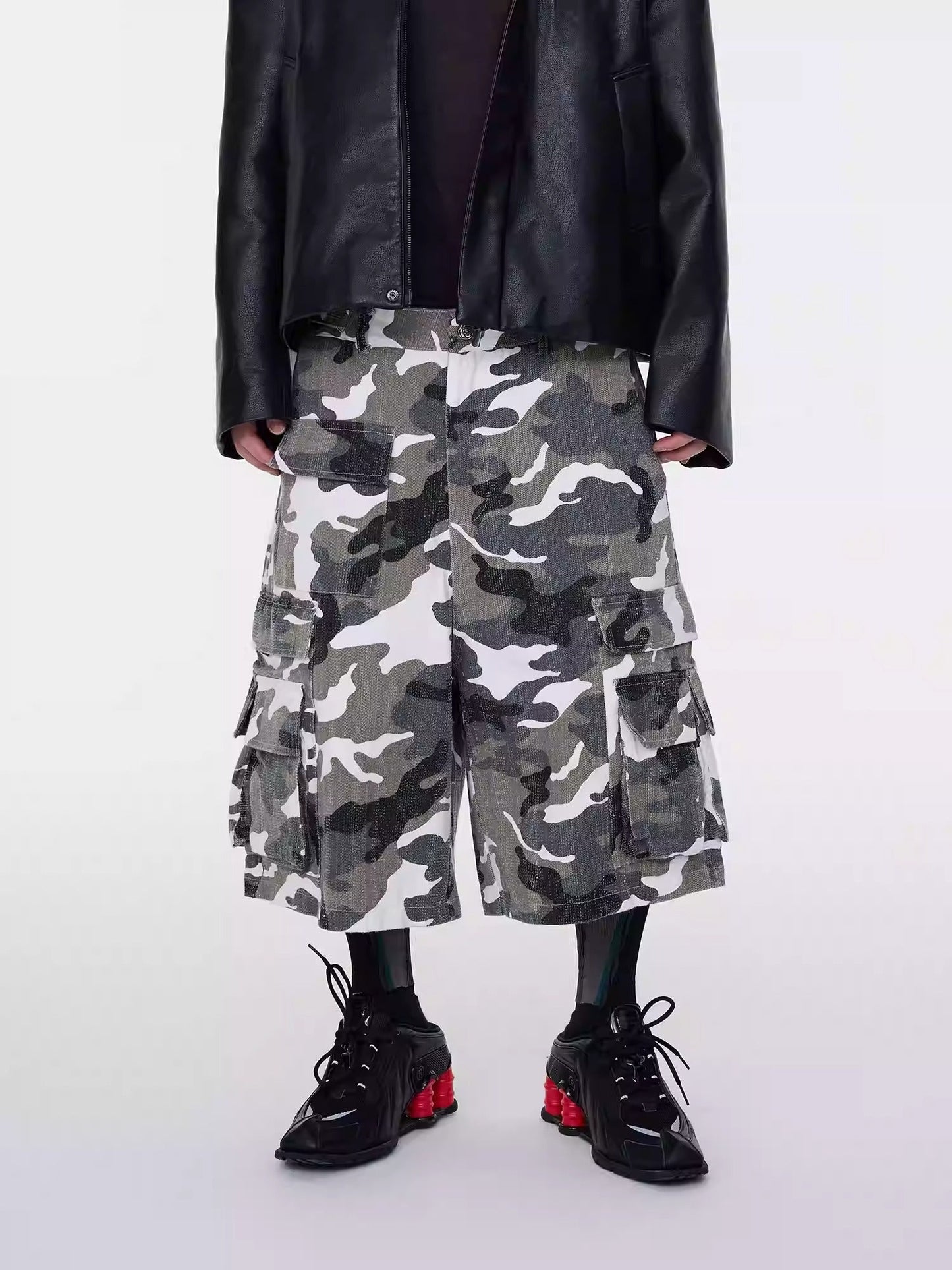 Washed White Camo Multi-Pocket Distressed Cargo Shorts
 [ID:0555PA]