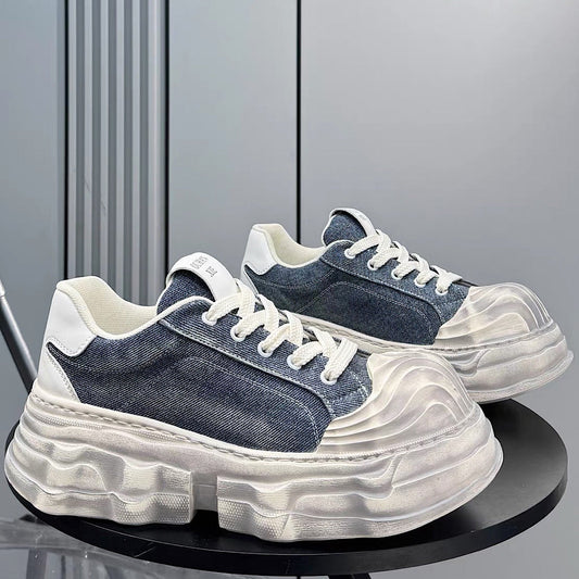 Retro/vintage-style chunky street sneakers  HL3287