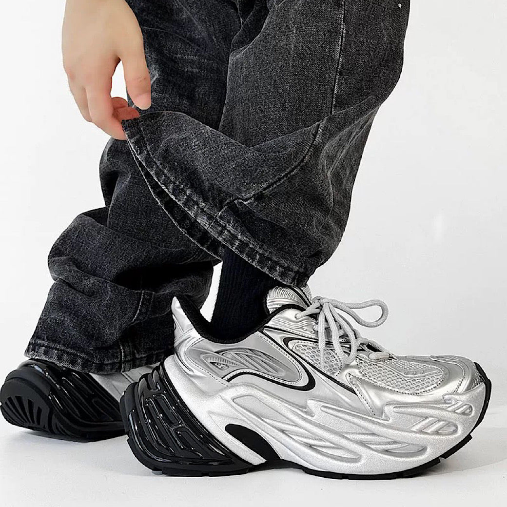 Wave gradient sole design sneakers