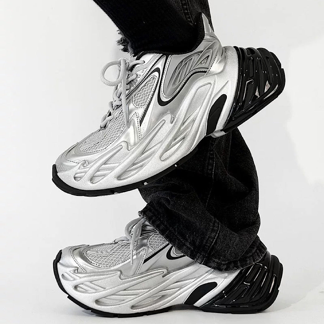 Wave gradient sole design sneakers