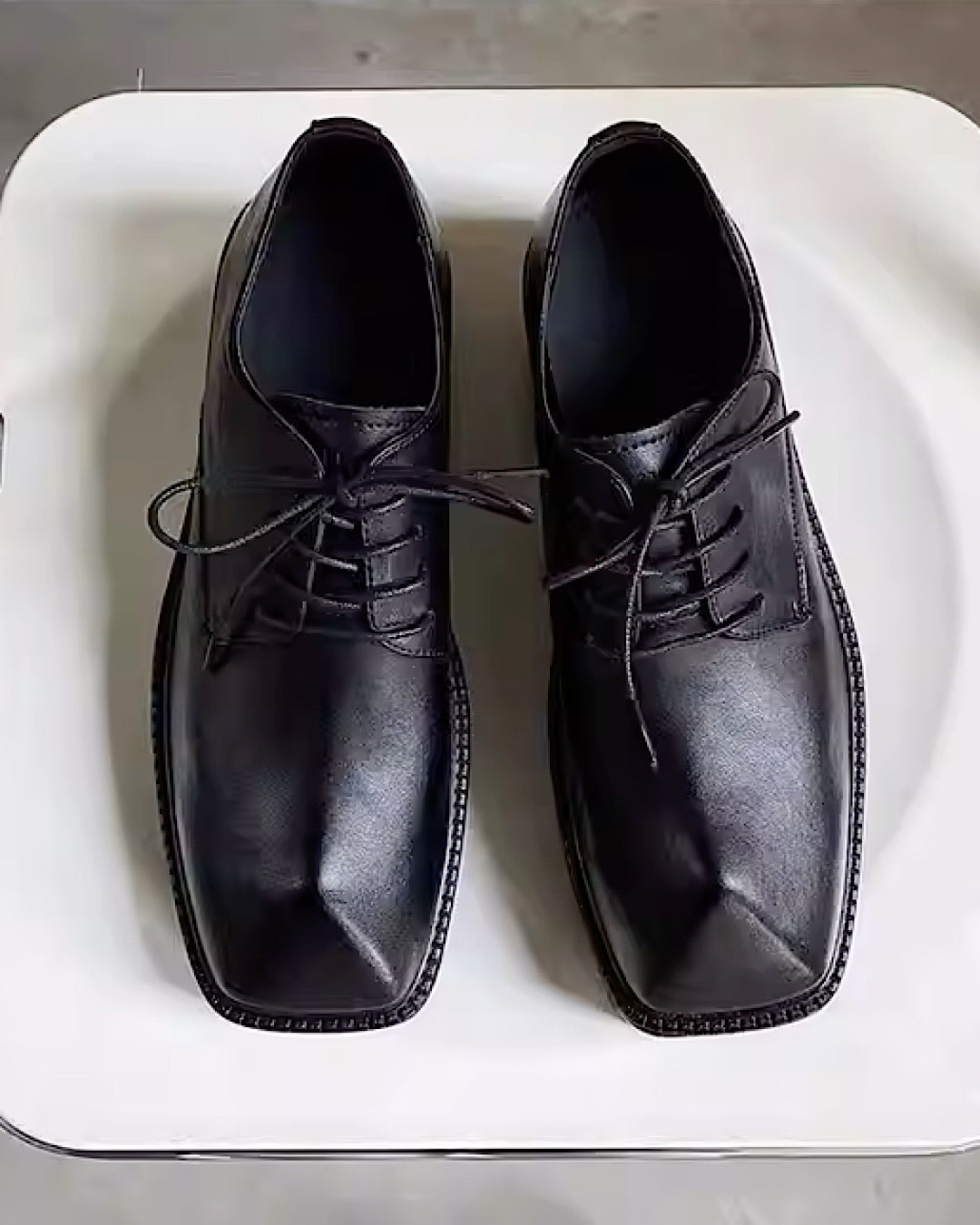 Angular silhouette design simple black shoes