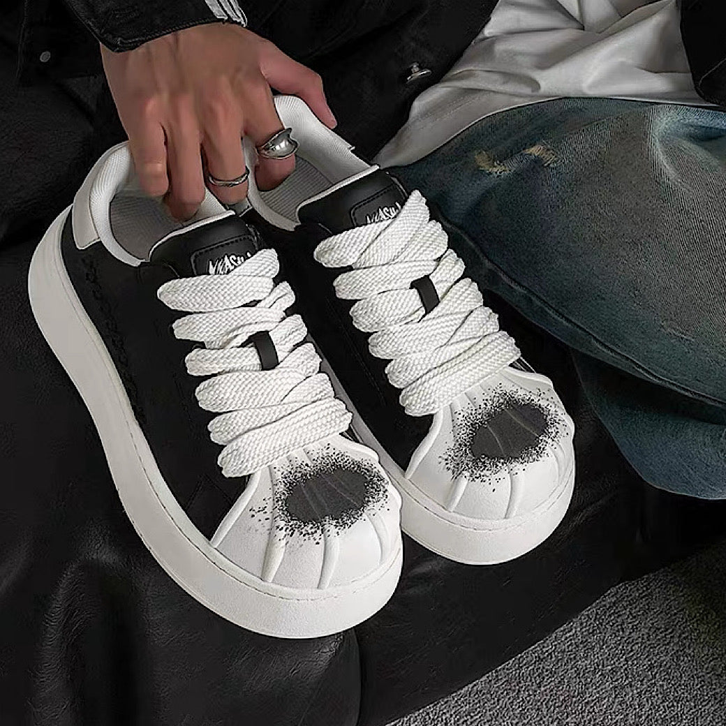 Basic monotone color platform sneakers